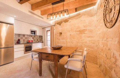 Cort Apartment | VINTAGE PALMA PALACE (SUPERIOR 4) TI/200