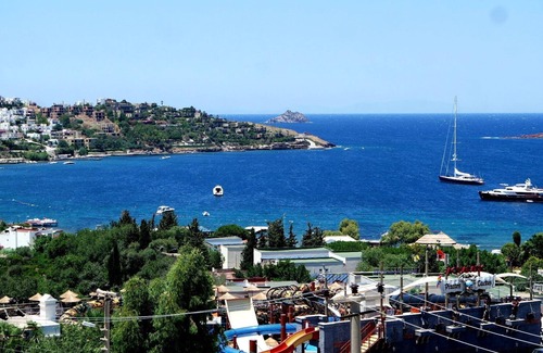 Yalikavak Villa | VIP Self Catering 5 Bedroom Private Villa With Private Swimming Pool.