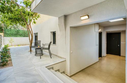 Chios Town Apartment | Virginia Haven 2