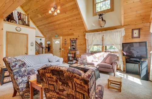 Fulks Run House | Virginia Mountain Cabin with Decks and Fireplaces
