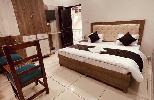 Bullawala House | Vishram Guest House