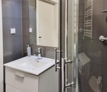 Swinoujscie Apartment | visit baltic - Kwartał Róży Wiatrów Apartament Lawendowy z sypialnią i balkonem