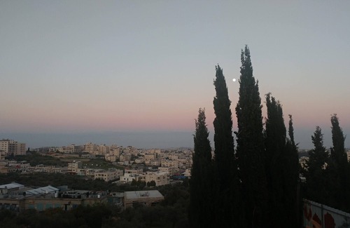 al-Khader Apartment | Visit Jerusalem & Bethlehem, Quite, Safe and free Secured parking.