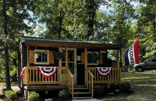 Teresita House | Visit Missouri! Pet-Friendly Cabins, Great for Jacks Fork River!