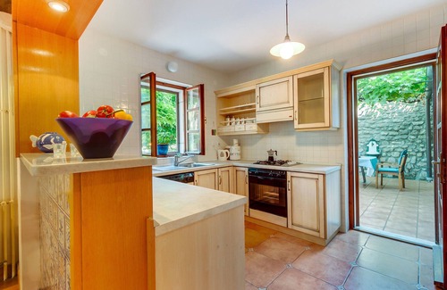 Mali Losinj House | Visit our lovely three storey family house surrounded by spacious garden