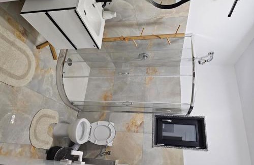 Radauti Apartment | visitor's house 5