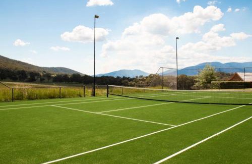 Yarra Junction House | Vista Apartment 2