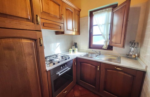 Molazzana Villa | Vista Bellissima! Stunning views, private pool, walk to restaurant, WIFI,