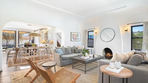 Beach Barber Tract House | Vista Del Mar by AvantStay Stunning Spanish Inspired Home w Pool Hot Tub Rooftop Patio