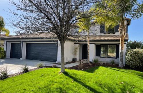 Winchester House | Vista Oasis Retreat - Southern California Wine Country - Mountain Views