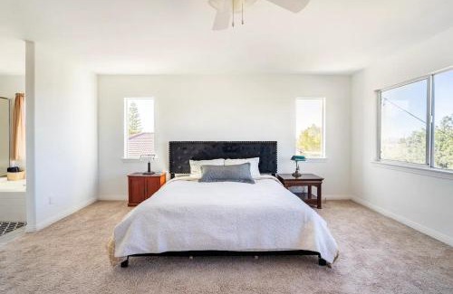 Winchester House | Vista Oasis Retreat - Southern California Wine Country - Mountain Views