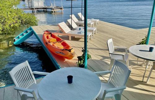 Oranjestad Apartment | Vistalmar Ocean Suites