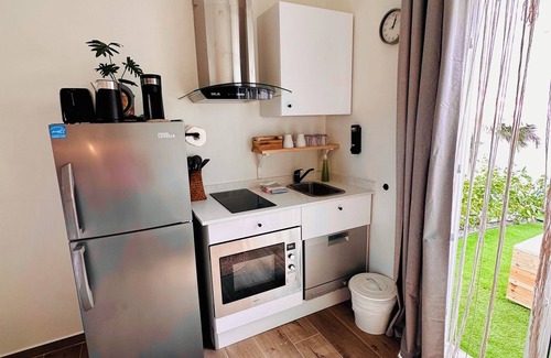 Oranjestad Apartment | Vistalmar Ocean Suites