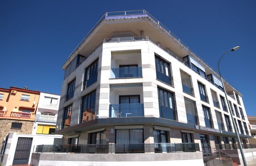 Plasencia Apartment | ¡vistas Increíbles y Confort en Plasencia! Apartamento con Piscina, Garaje