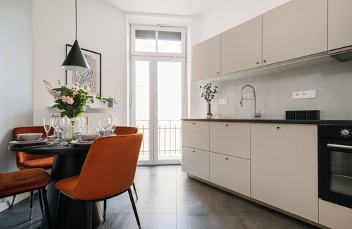 Kazimierz Apartment | Vistula Sky - LoftAffair