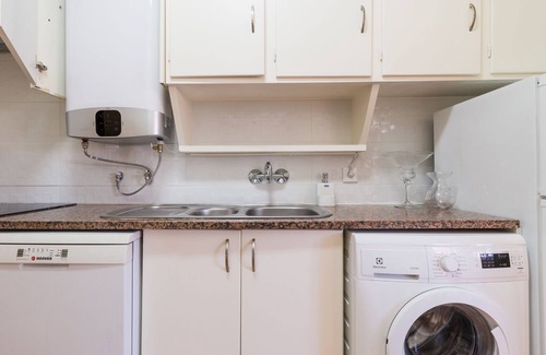Campo Grande Apartment | Vita Portucale | 3 Bedroom Apt. with Grand Terrace