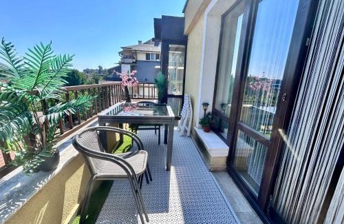 Lozenets Apartment | Vitosha Terrace 1BR Apartment with Parking