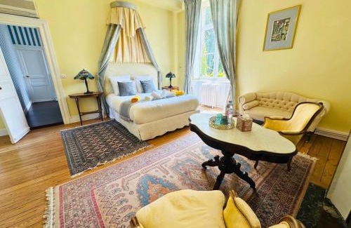 Saint-Sulpice-et-Cameyrac House | Vivez la vie de Chateau aux portes de Bordeaux