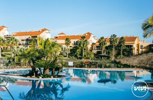 Alhaurin de la Torre Apartment | ViVi Homes - Casa Duque Pool, Terrace & Golf