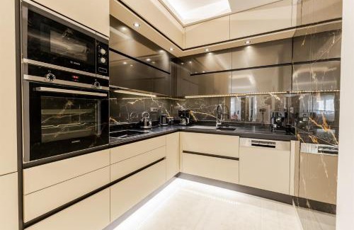 Monemvasia Apartment | Vivian's Luxury Suite