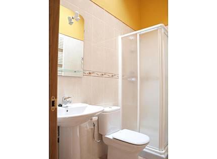 Debodes House | Vivienda vacacional La Poza la Braña