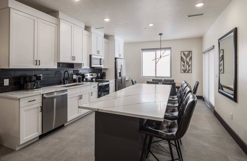 Moab South Valley Apartment | Vizcaya #12 - Moab's Newest Luxury Rental