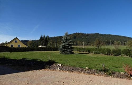 Lenora House | Vlčí Jámy