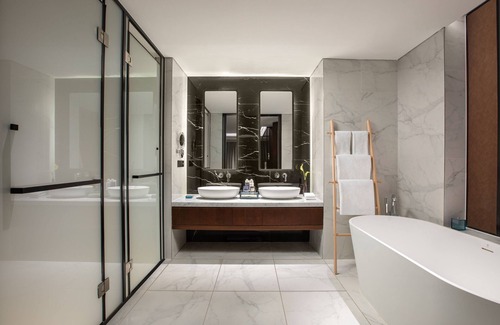 Baohe Hotel | voco Hefei Binhu by IHG
