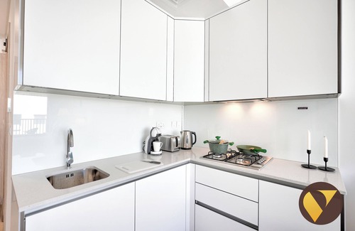 Jumeirah Village Circle Apartment | Vogue 12 Mins MOE & 5 Mins Circle Mall