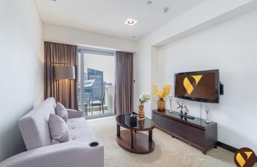 Dubai Marina Apartment | Vogue in Heart of Marina One Bedroom Apartment located on 26th Floor with Balcony and access to all Amenities, Direct Access to Dubai Marina Mall