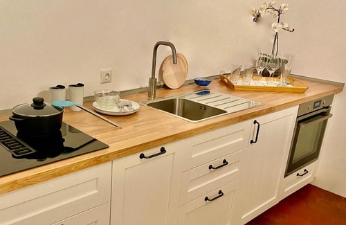 Vohenstrauss Apartment | VOH Studio MITTEN in Vohenstrauß, Smart-TV, Parkplatz