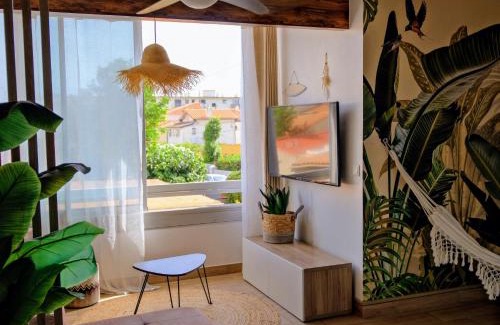 La Jetee Apartment | - Voile -