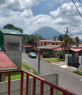 Barrio Pilo House | Volcano view house