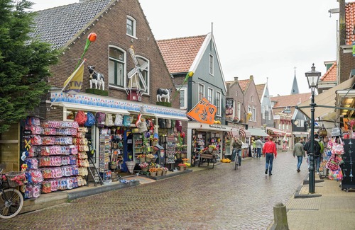 Volendam House | Volendam Old Bridge Residence R4