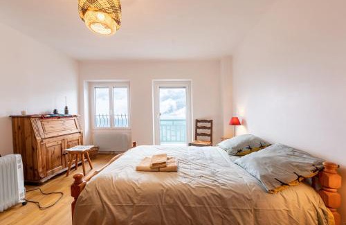 Aime House | Volets Verts