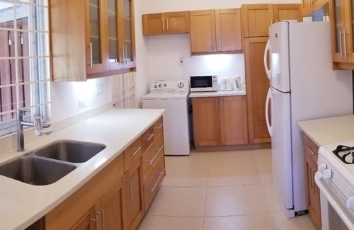 St. Ann's Bay Villa | ⭐️Voted #1⭐️Serenity Addae Villa-Richmond Estate
