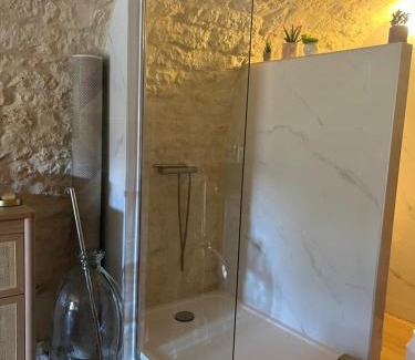 Castelnau-Montratier-Sainte-Alauzie Apartment | Voute des anges type loft sans cloison