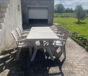 Ouroux-sur-Saone House | Voyage
