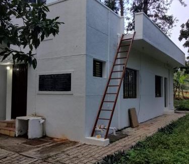 Yelagiri Hotel | VPR Inn