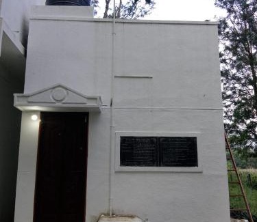 Yelagiri Hotel | VPR Inn