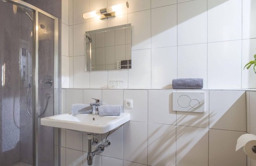 Soell Cottage | Vrbo Property