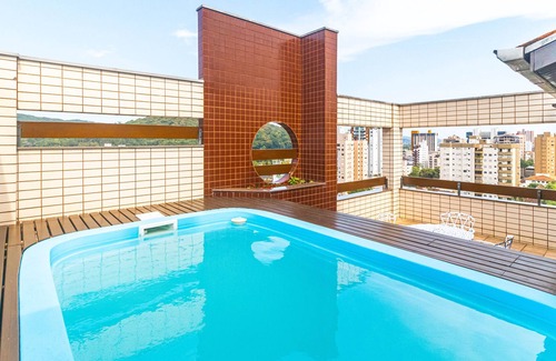 America Apartment | Vrbo Property