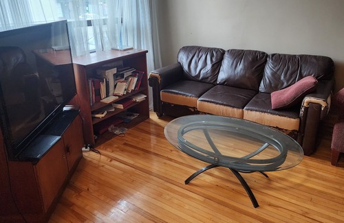 Pointe-aux-Trembles House | Vrbo Property
