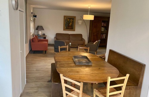 Saint-Mard House | Vrbo Property