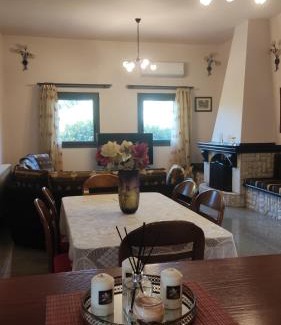 Kithira Villa | Vretti's House