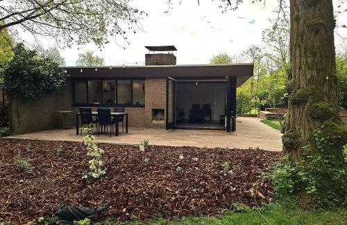 Rekem House | Vrijstaande vakantiebungalow met optimale privacy!