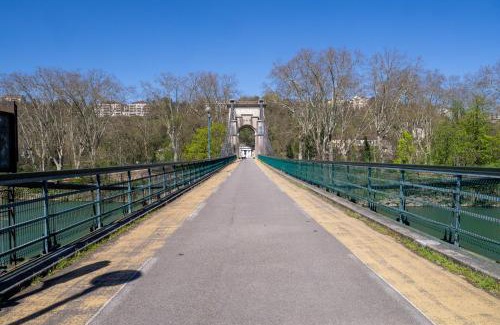 Serin Apartment | Vue sur la saone