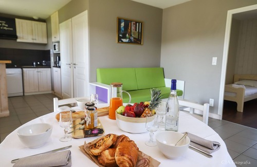 Meyrignac-l'Eglise Ski Chalet | Vue sur le lac Monédières | Chalet mitoyen + Spa