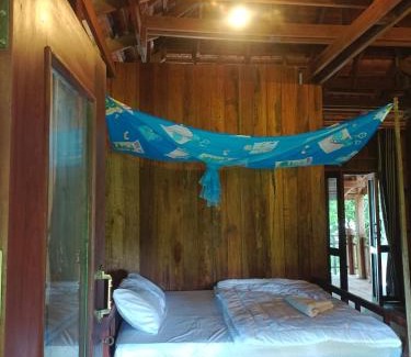 Veun Sai Hotel | Vuensai Riverside Resort & Virachey National ParkTrekking
