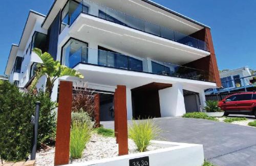 Nelson Bay House | Vueone - Nelson Bay Beach House that is pure luxury